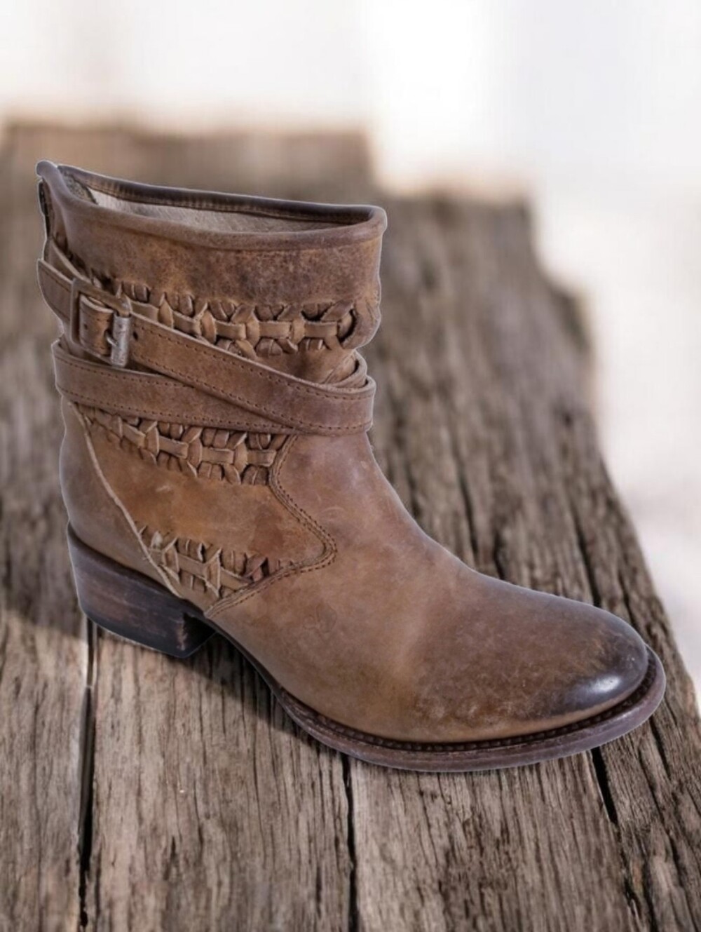 Freebird by Steven Home Booties Size 6 Distressed Leather Western Boho Brown Zip